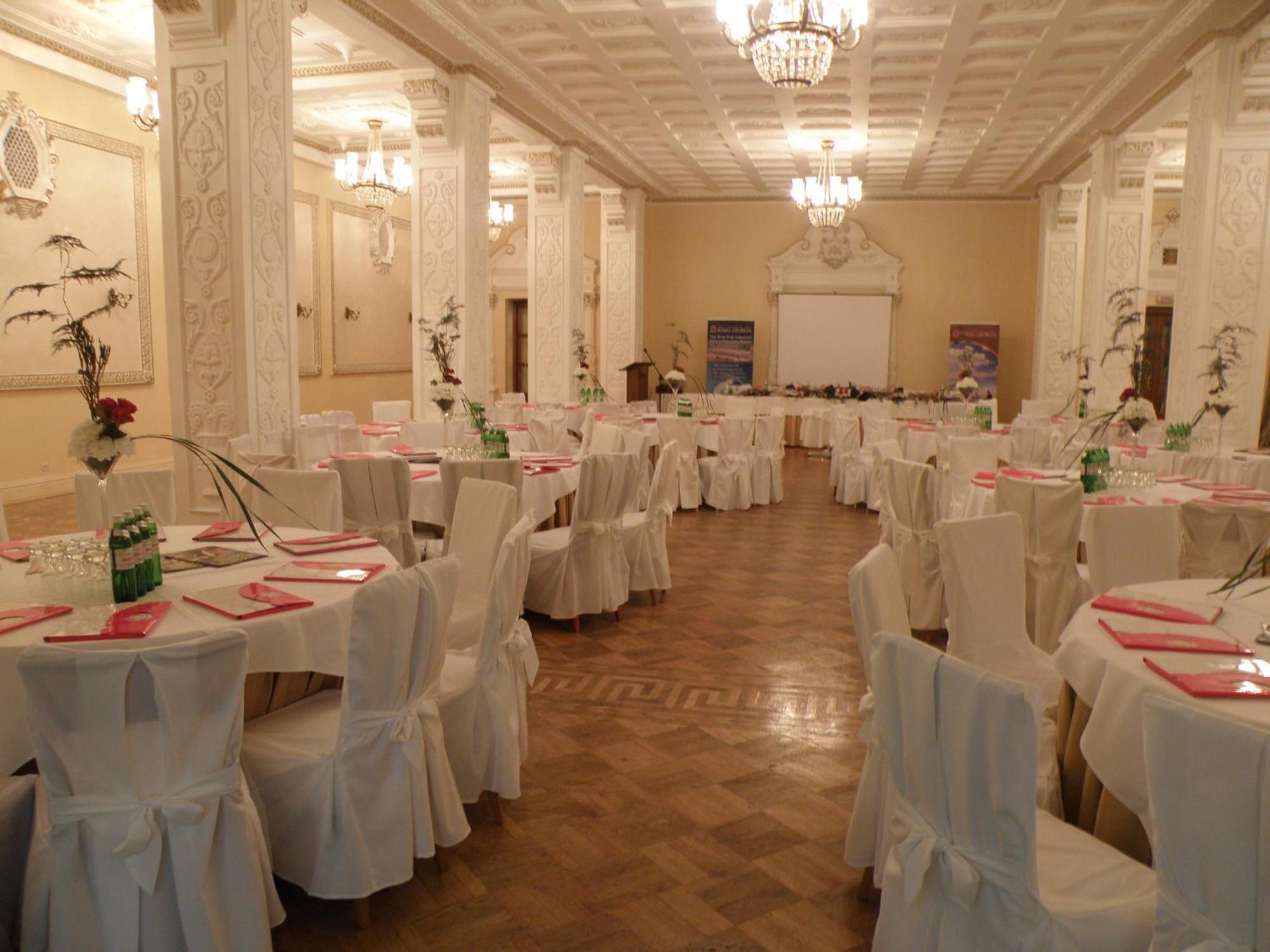Grand Hotel Ukraine Dnyipropetrovszk Kültér fotó