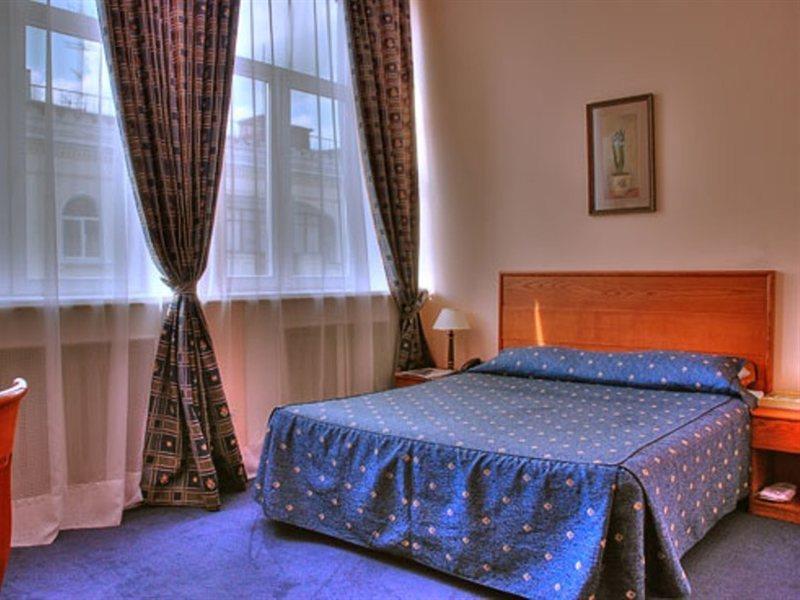 Grand Hotel Ukraine Dnyipropetrovszk Kültér fotó
